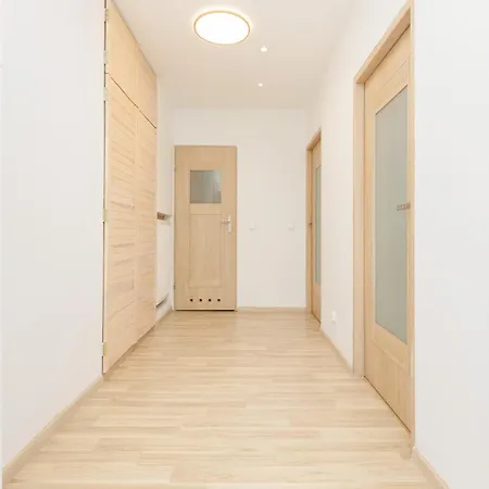 Two-bedroom In Nowy Swiat By Renters *